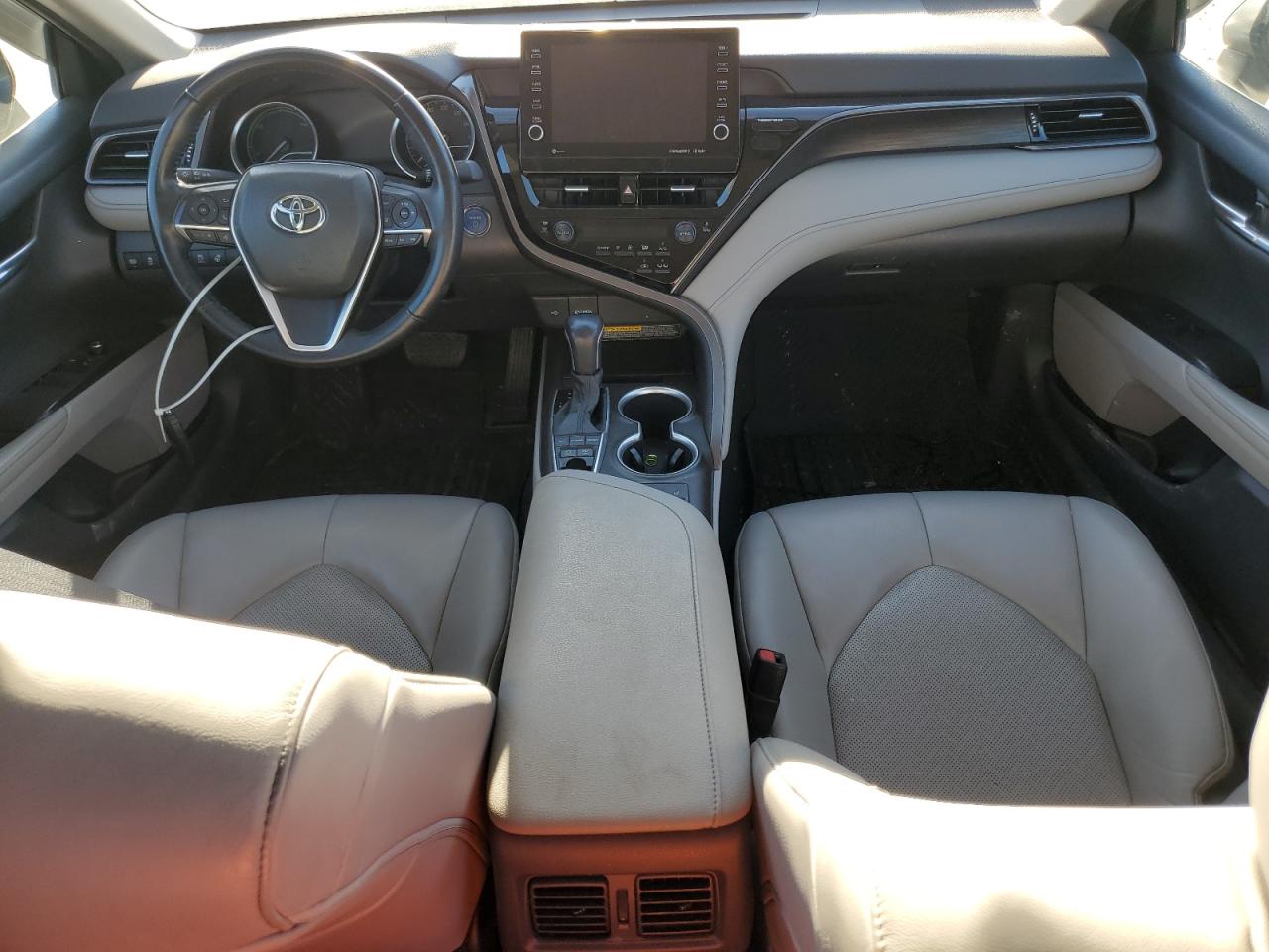 TOYOTA CAMRY XLE