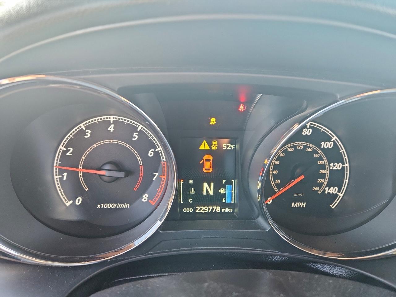 MITSUBISHI OUTLANDER ES