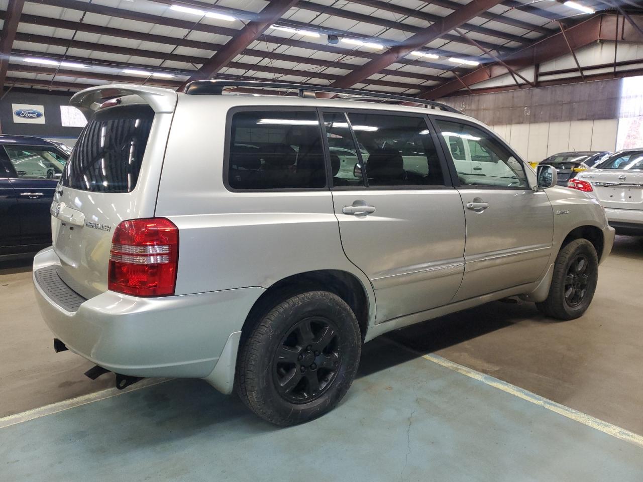 Lot #3284708988 2002 TOYOTA HIGHLANDER