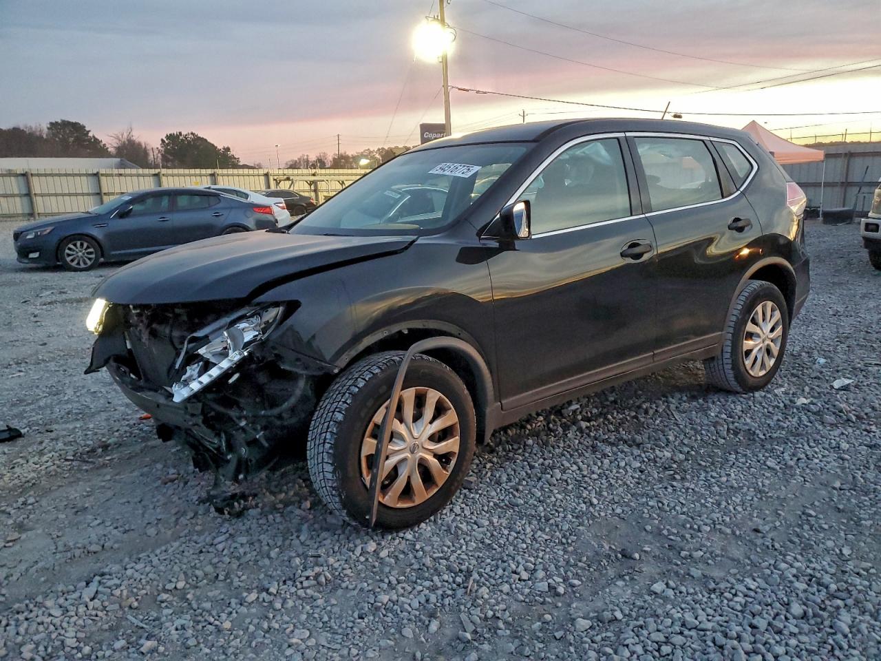 Lot #3301819437 2016 NISSAN ROGUE S