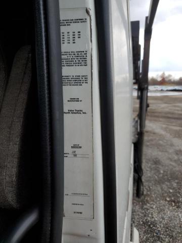 2000 VOLVO VN #3283849453