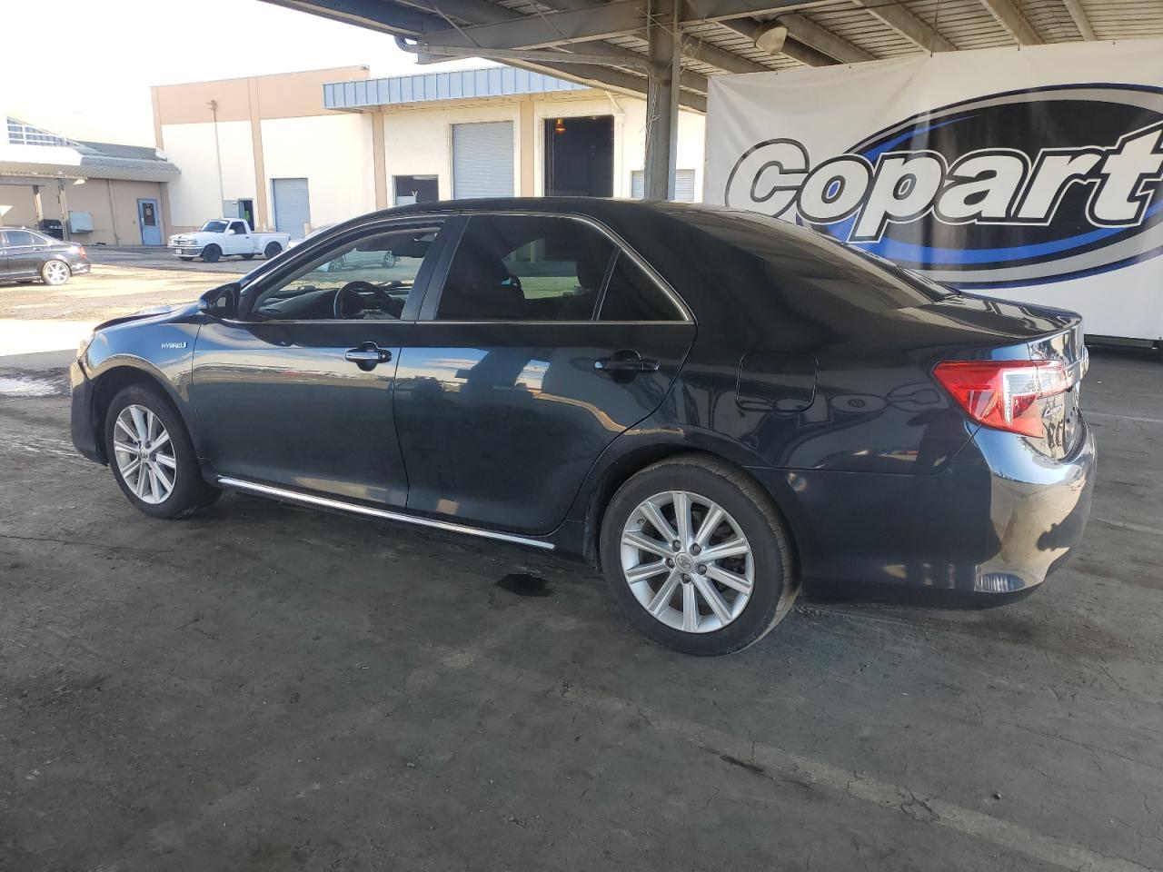 TOYOTA CAMRY HYBRID