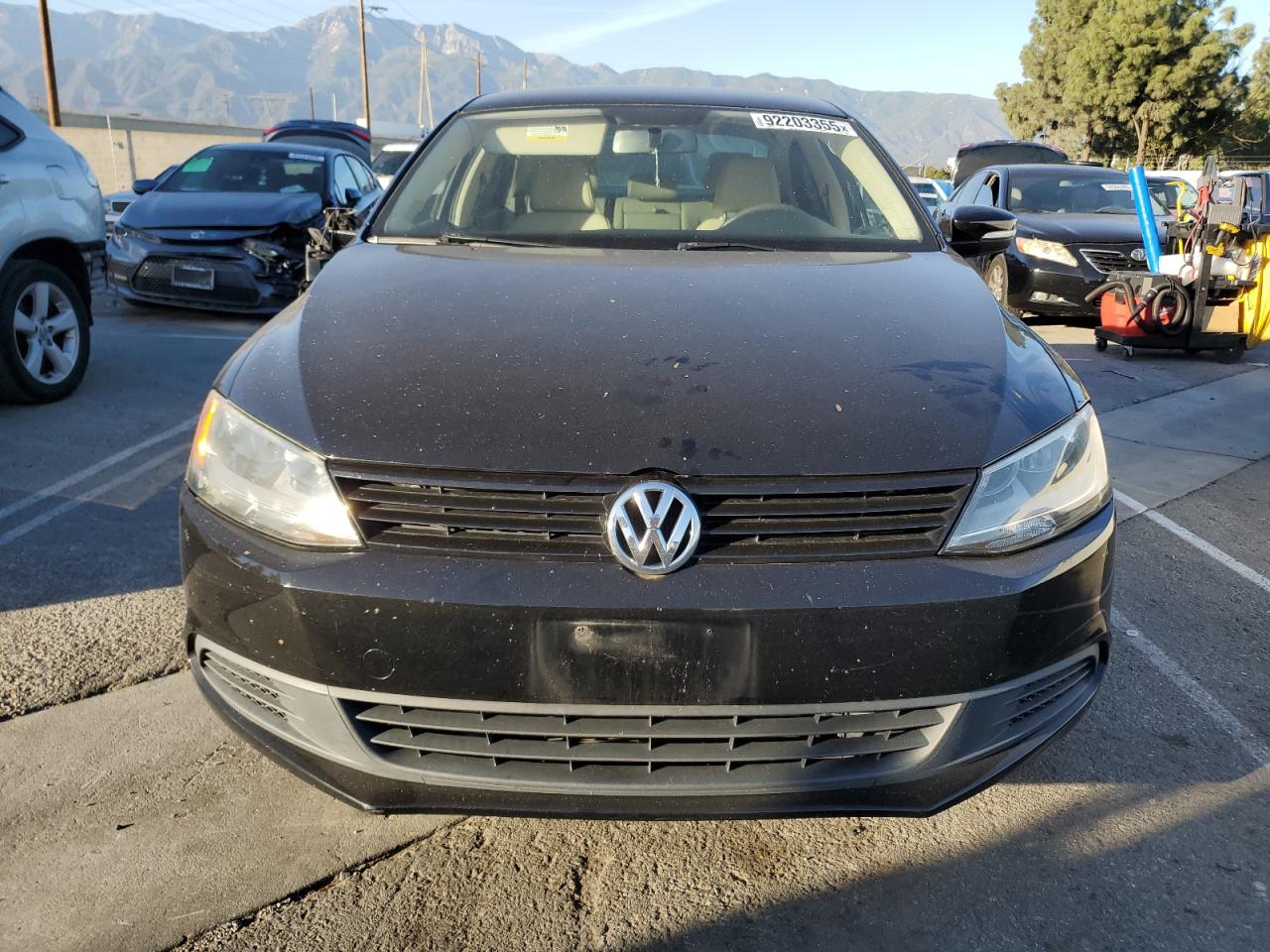 VOLKSWAGEN JETTA SE
