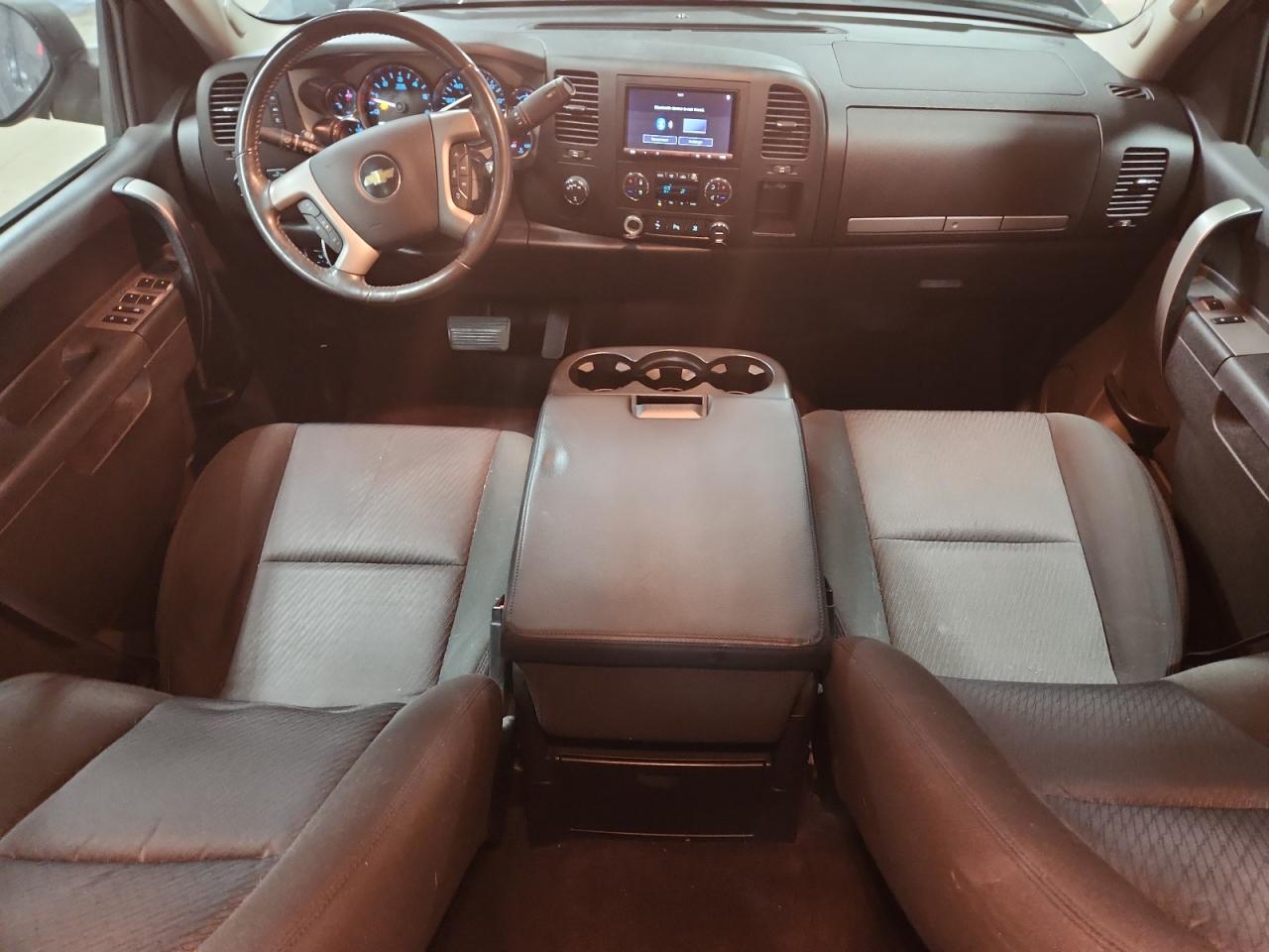 CHEVROLET SILVERADO K1500 LT