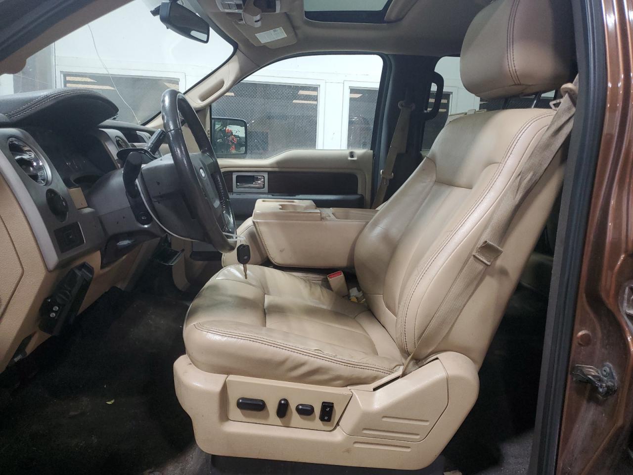 Lot #3309201617 2012 FORD F150 SUPER