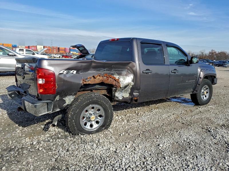 2011 CHEVROLET SILVERADO #3301605723