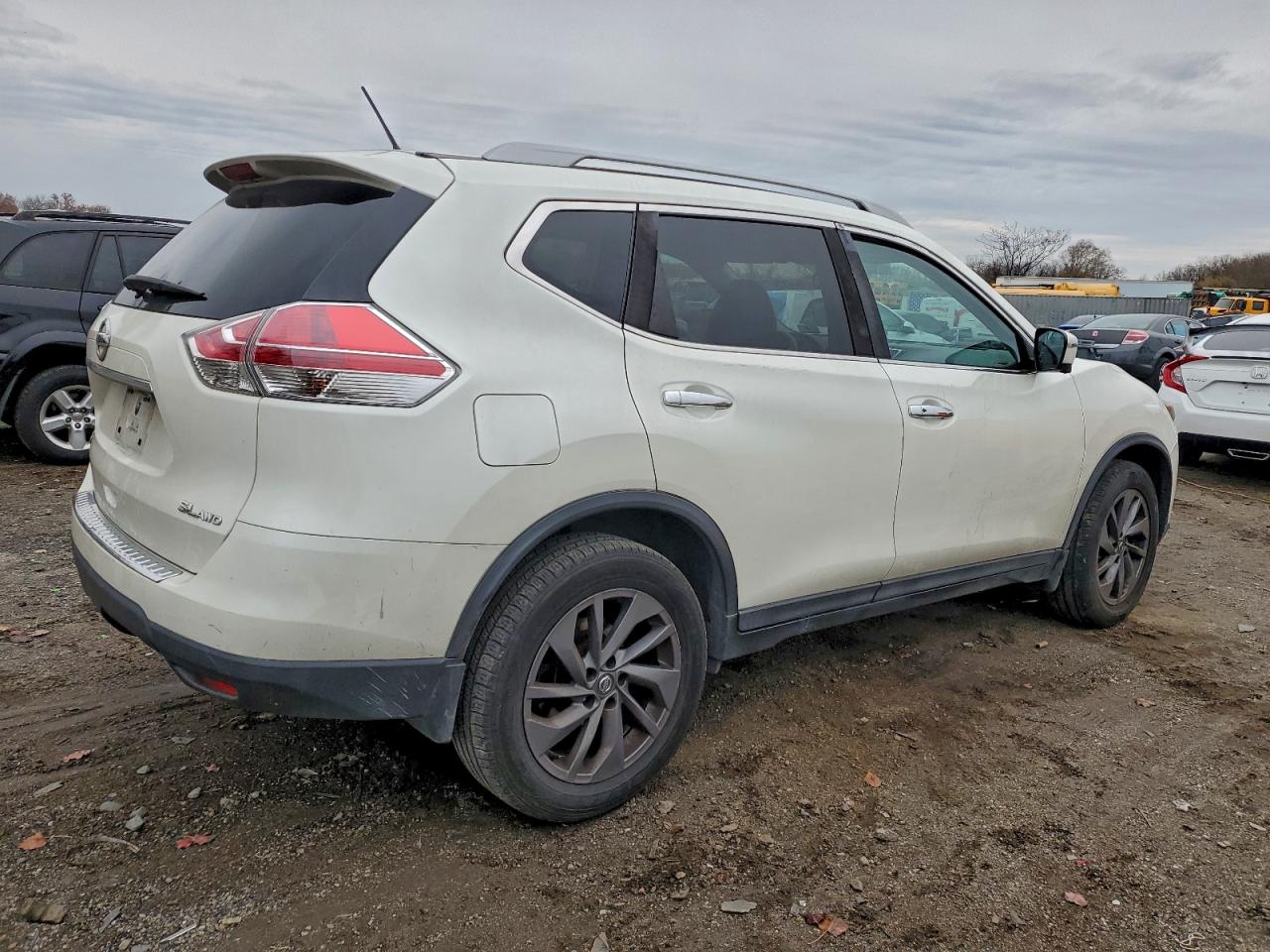 NISSAN ROGUE S
