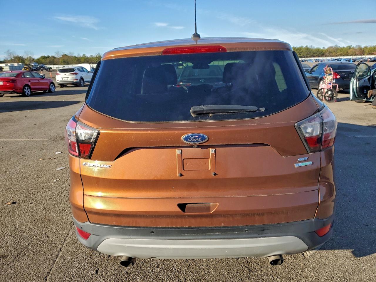 FORD ESCAPE SE