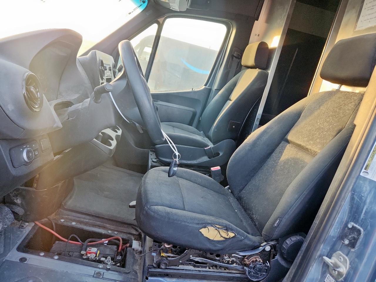 Lot #3316707397 2019 MERCEDES-BENZ SPRINTER 2