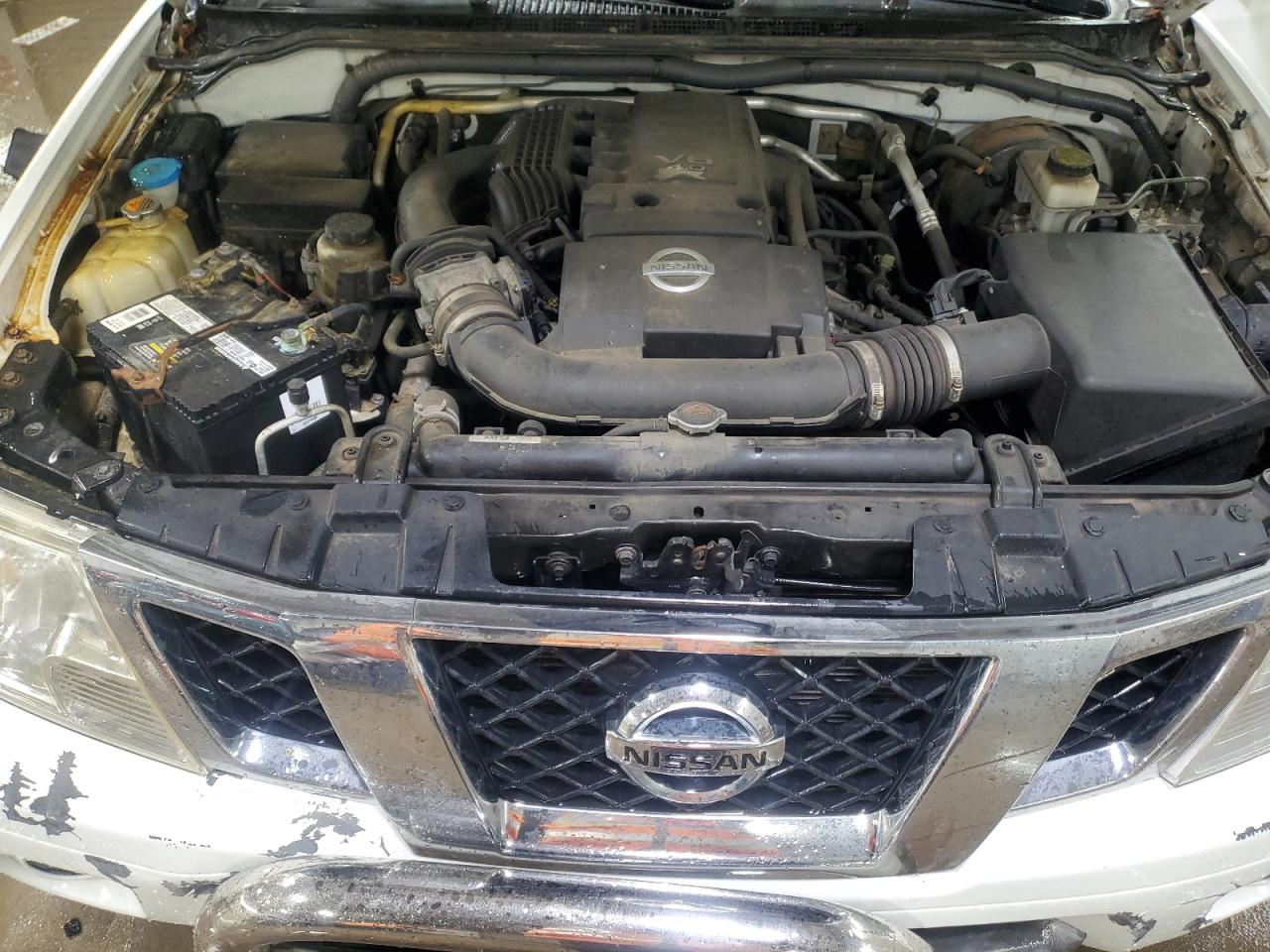NISSAN FRONTIER SV