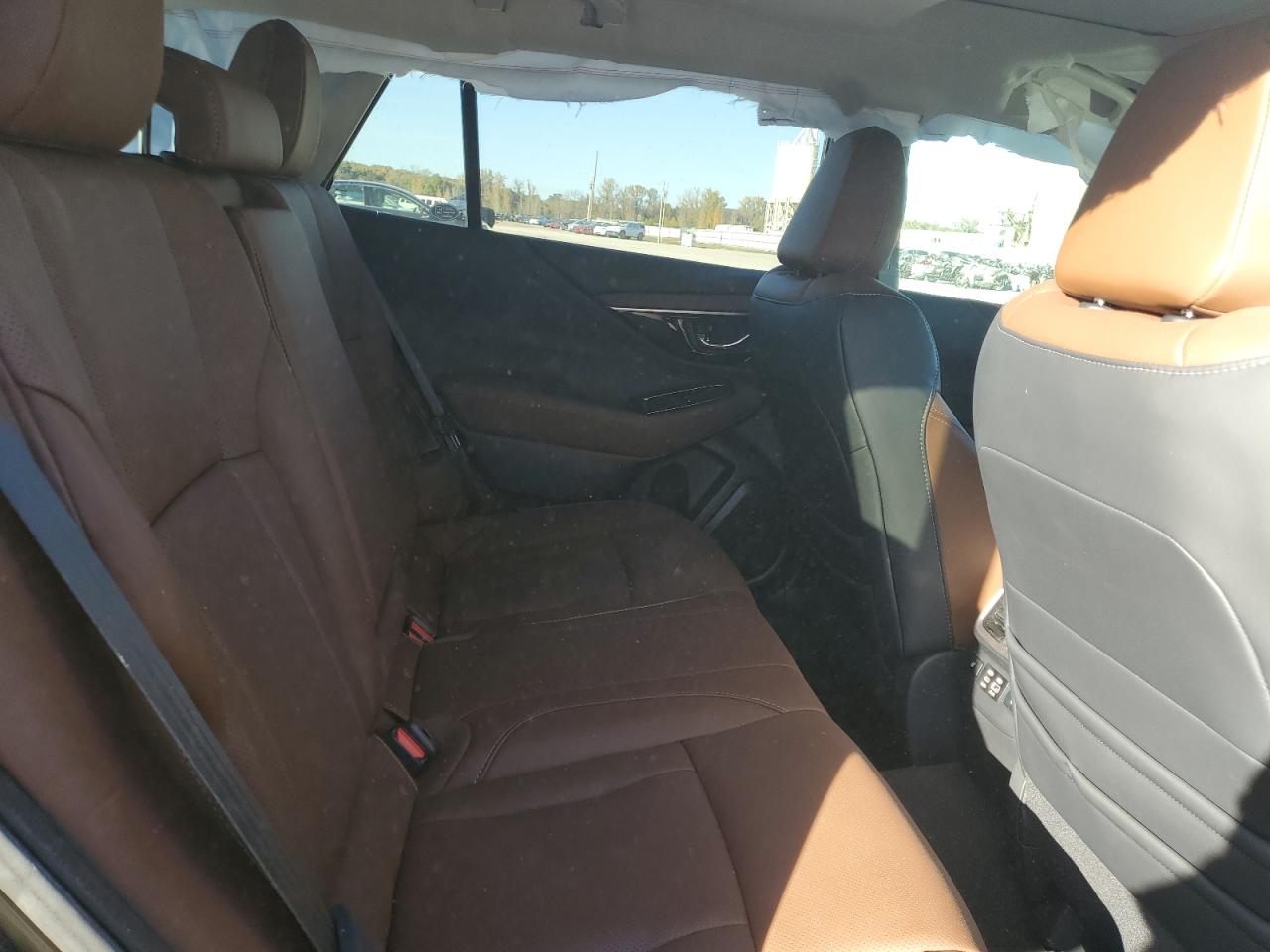 SUBARU OUTBACK TOURING