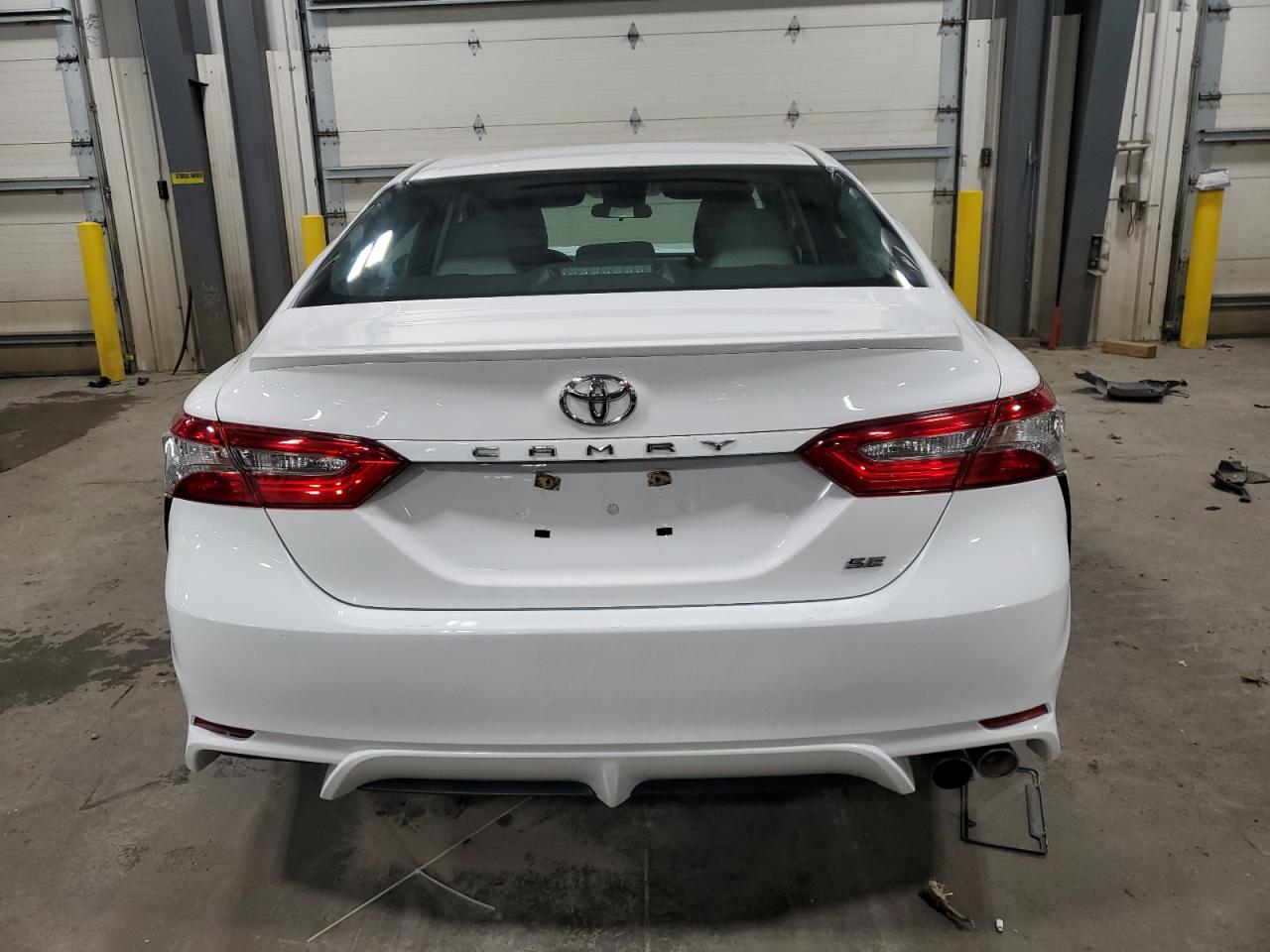 TOYOTA CAMRY L