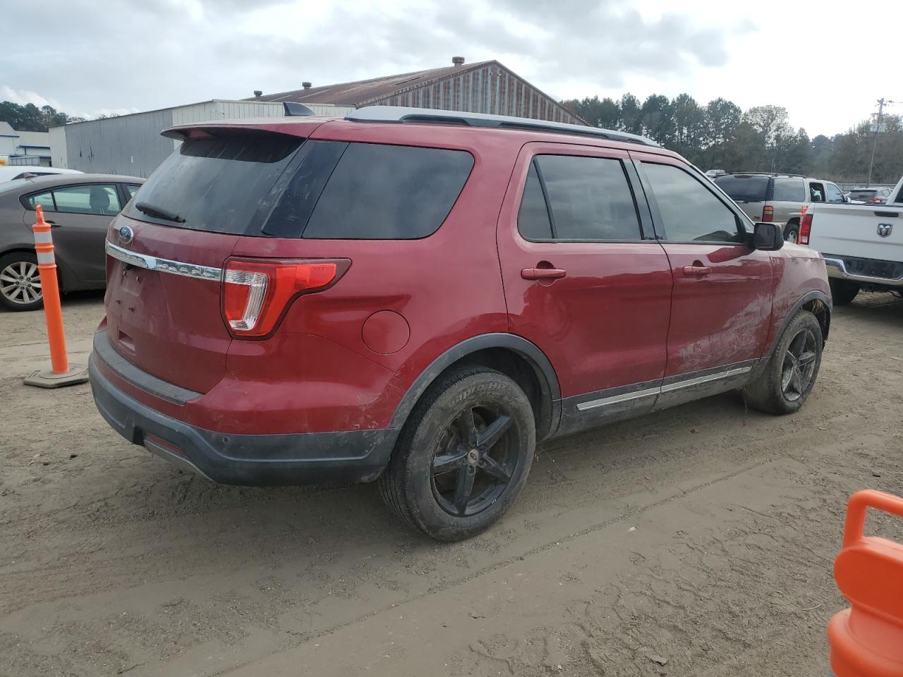 FORD EXPLORER XLT