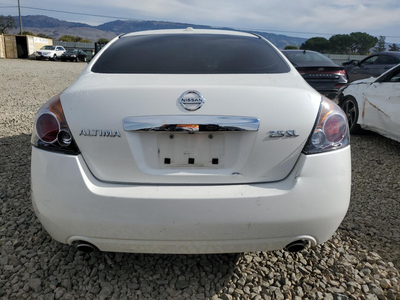 NISSAN ALTIMA BASE