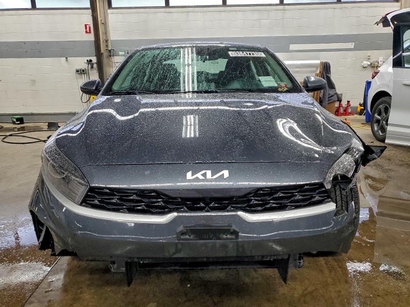 2023 KIA FORTE LX #3303972728