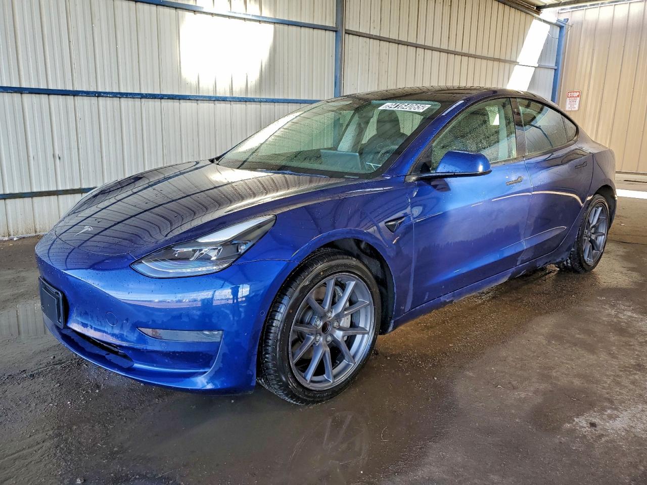 Lot #3304555438 2022 TESLA MODEL 3