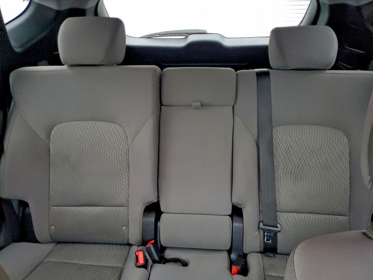 Lot #3310368952 2018 HYUNDAI SANTA FE S