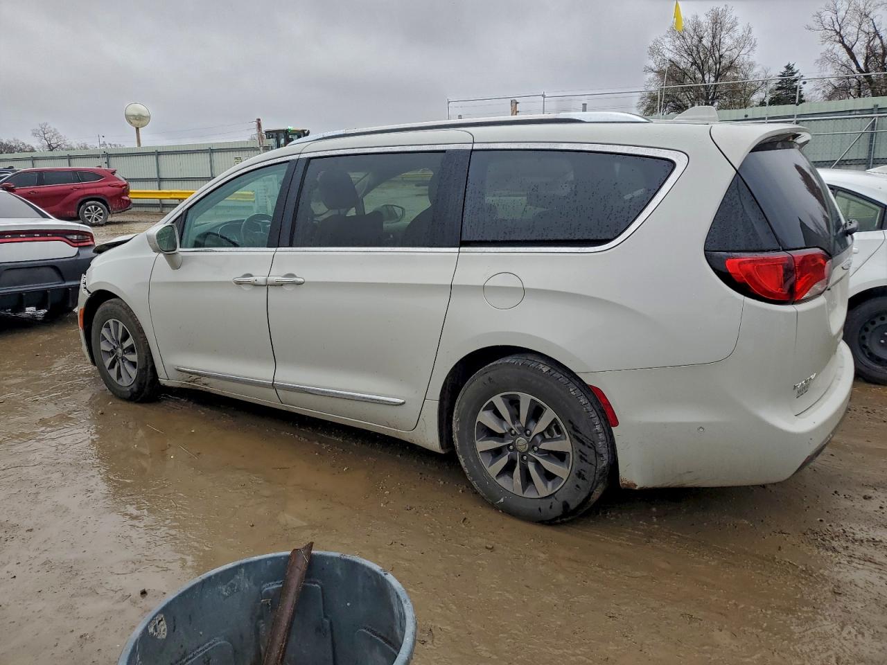 CHRYSLER PACIFICA TOURING L PLUS