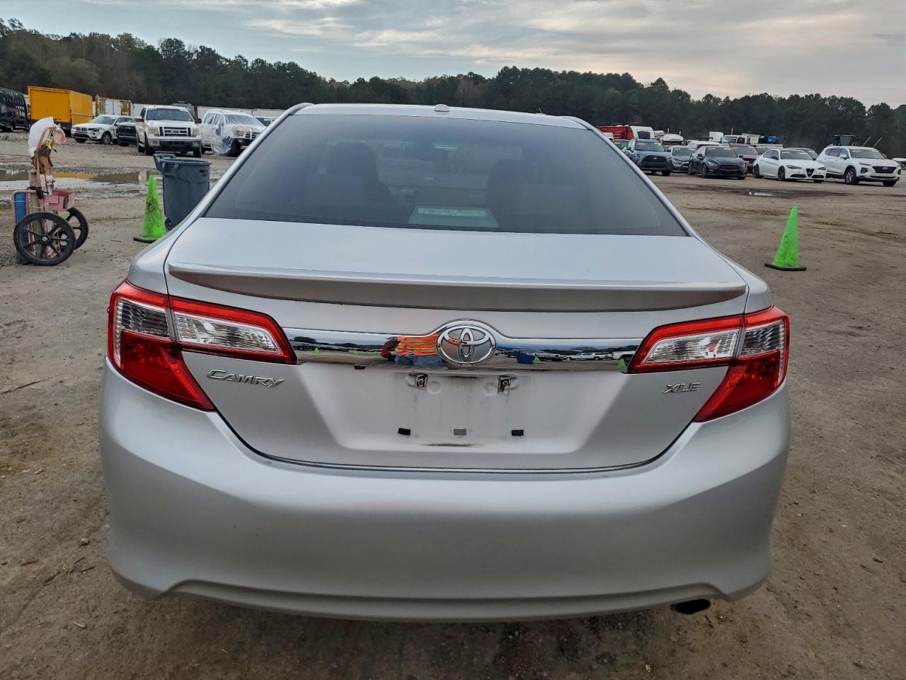 TOYOTA CAMRY L