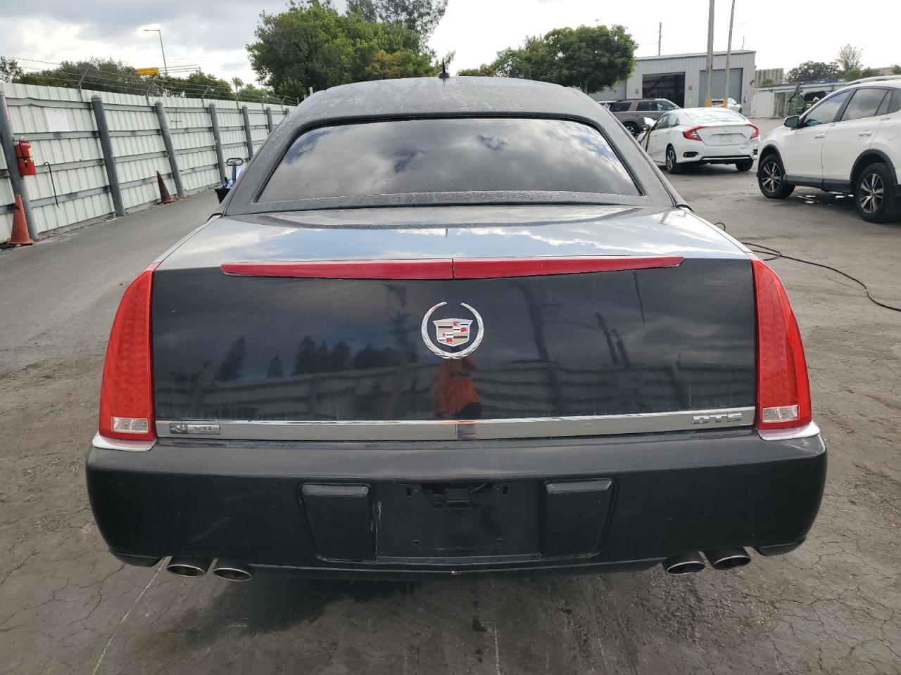 Lot #3294155942 2006 CADILLAC PROFESSION