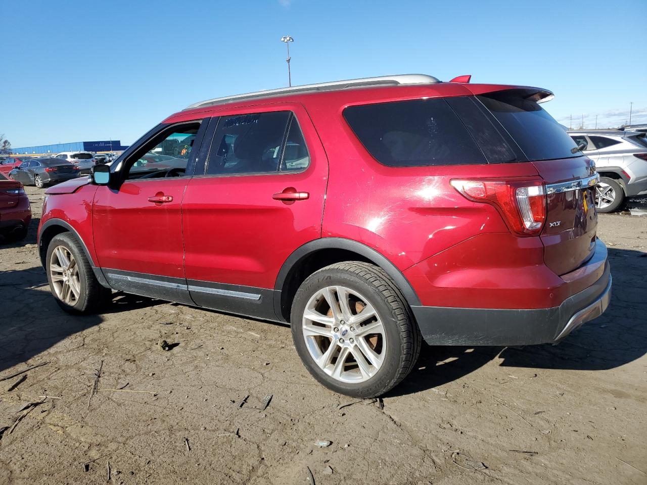 FORD EXPLORER XLT