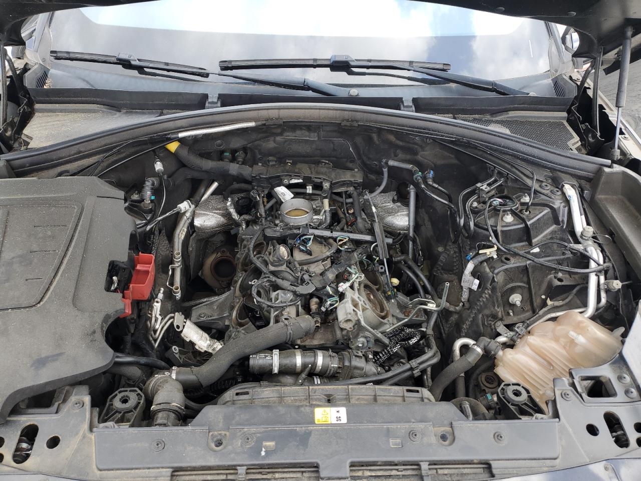 LAND ROVER RANGE ROVER R-DYNAMIC SE