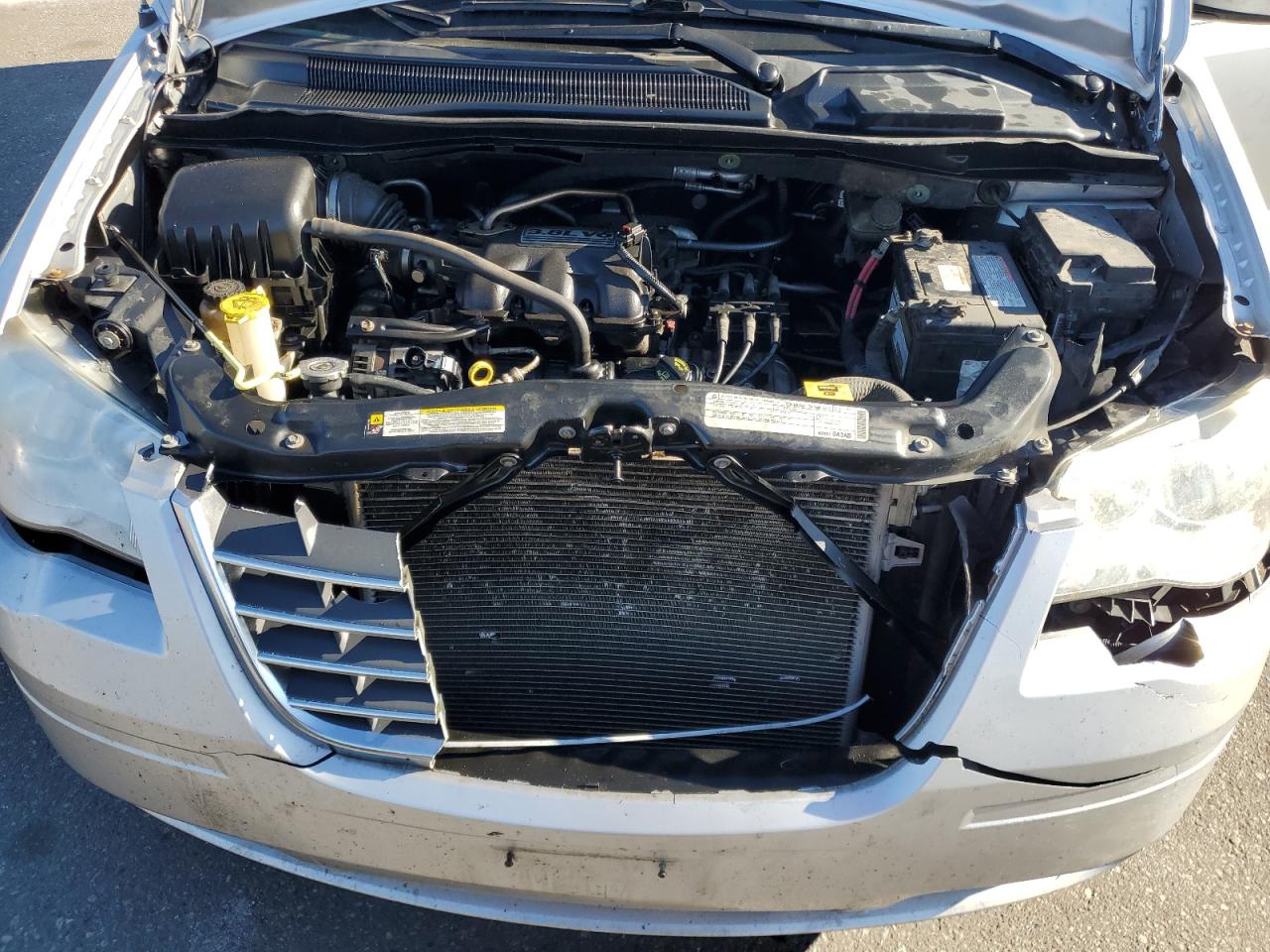 CHRYSLER TOWN & COUNTRY TOURING