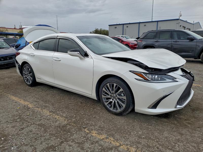 2021 LEXUS ES 300H #3297897782