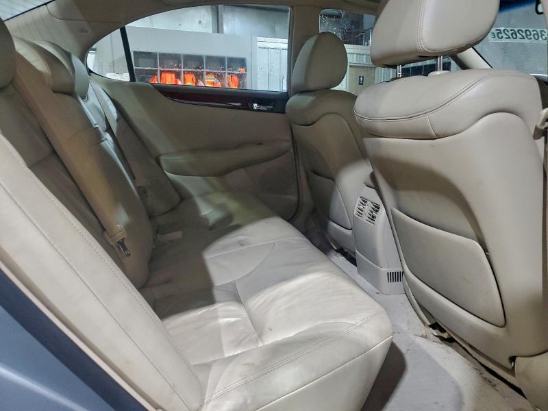 2002 LEXUS ES 300 #3303747424