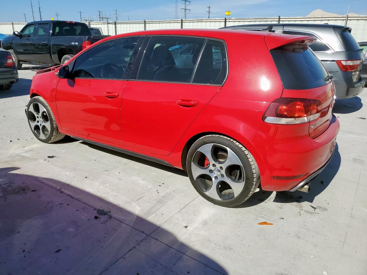 VOLKSWAGEN GOLF GTI