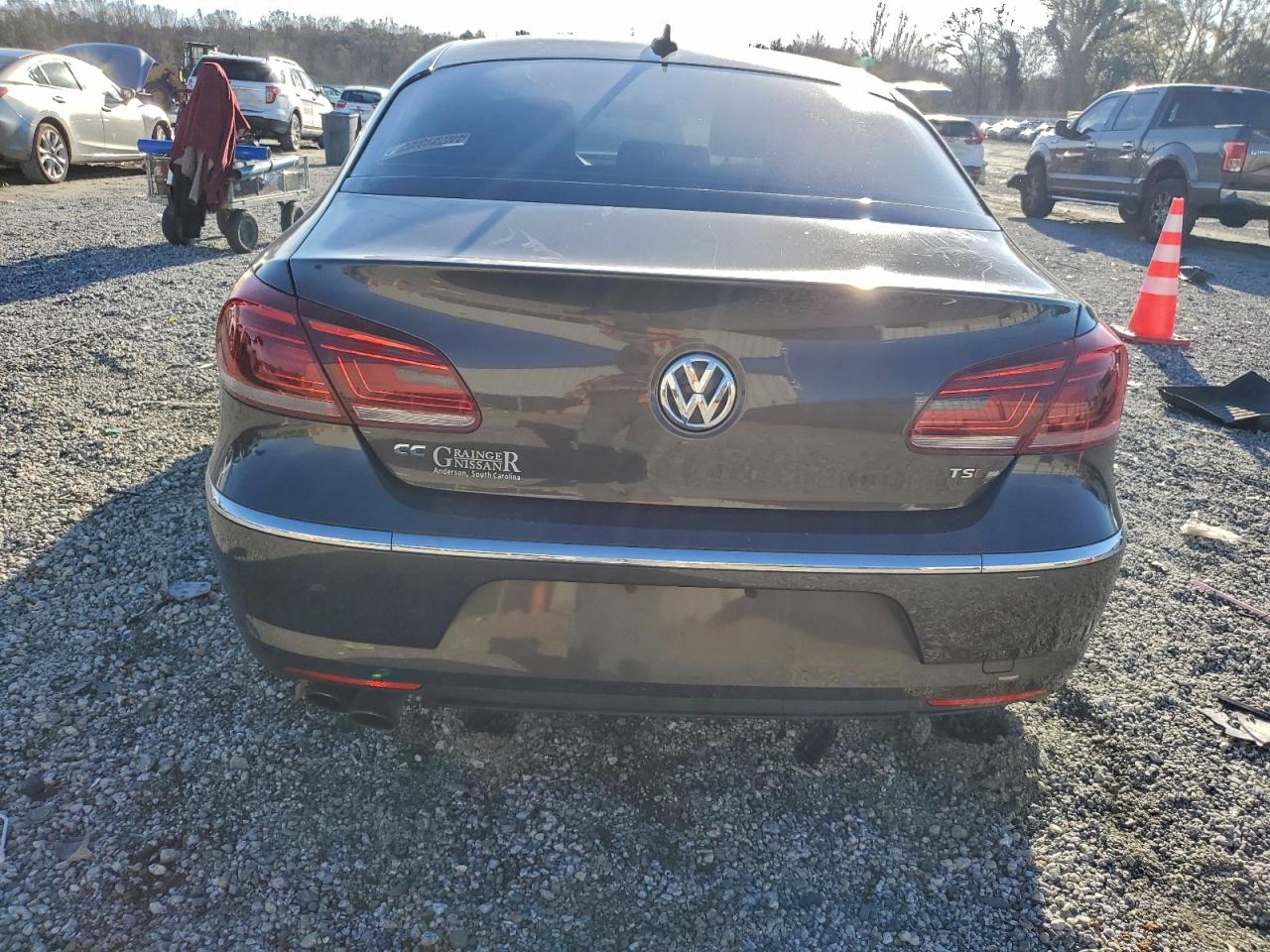 VOLKSWAGEN CC BASE