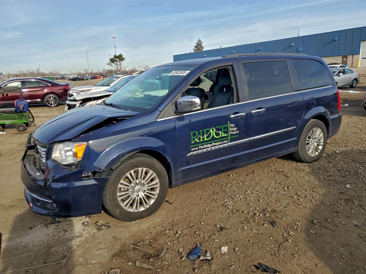 Lot #3298059148 2015 CHRYSLER TOWN AND COUNTRY