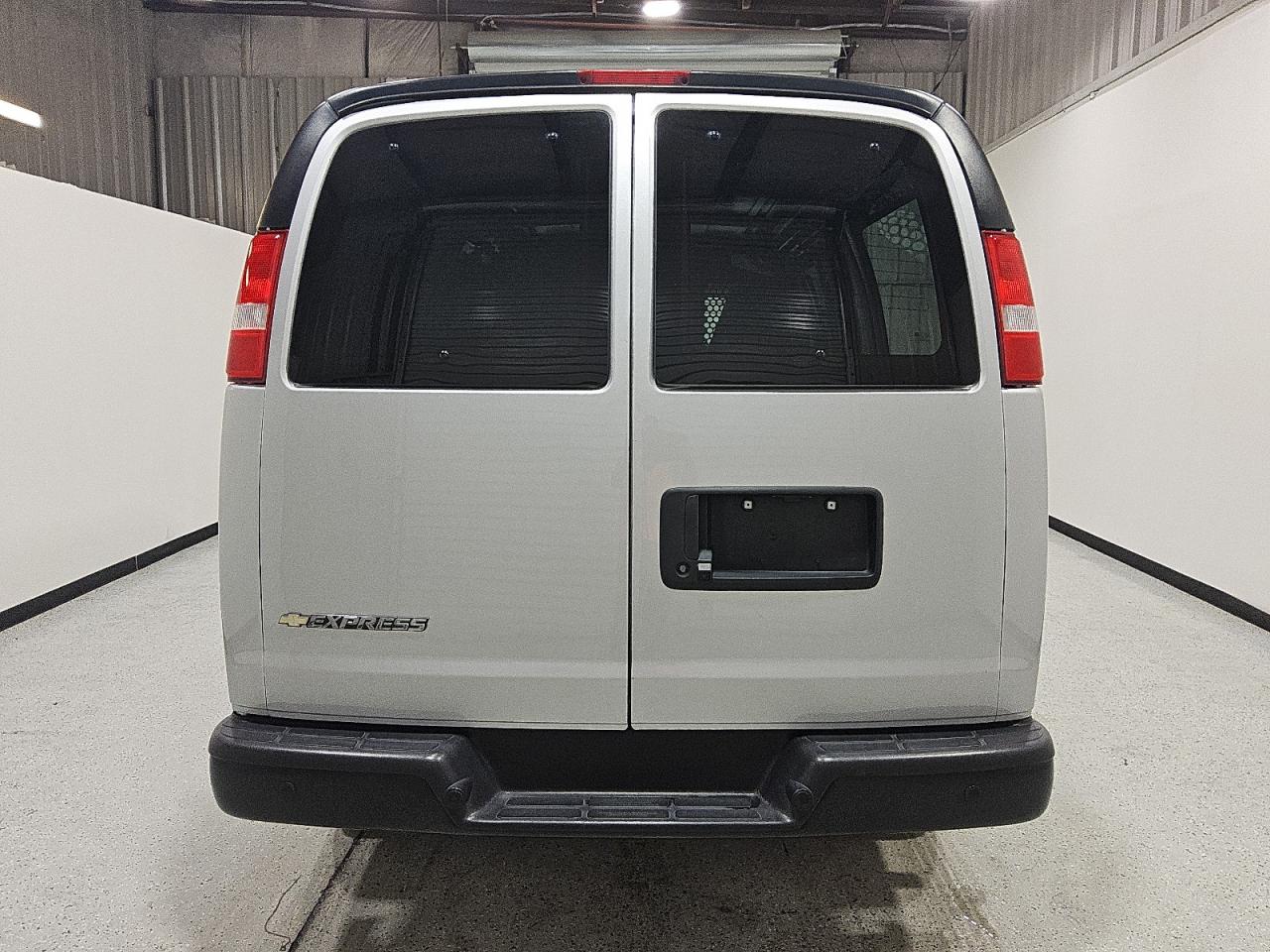 CHEVROLET EXPRESS G2