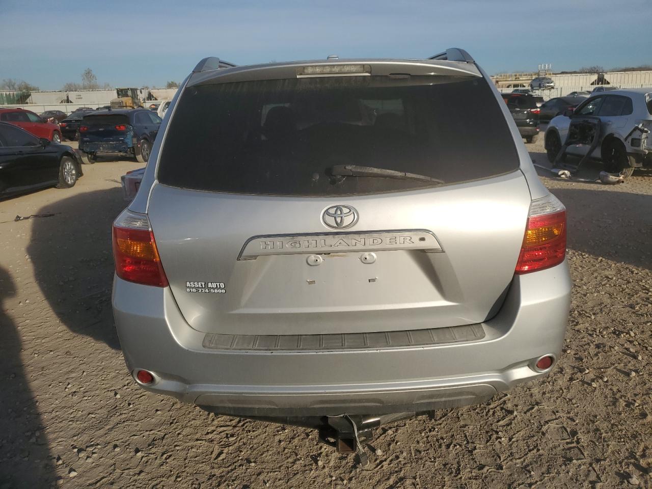 TOYOTA HIGHLANDER LIMITED