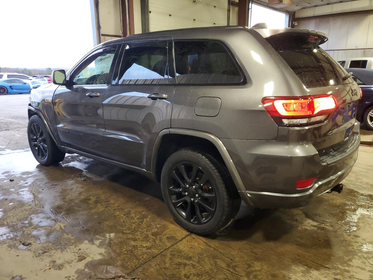 JEEP GRAND CHEROKEE LAREDO