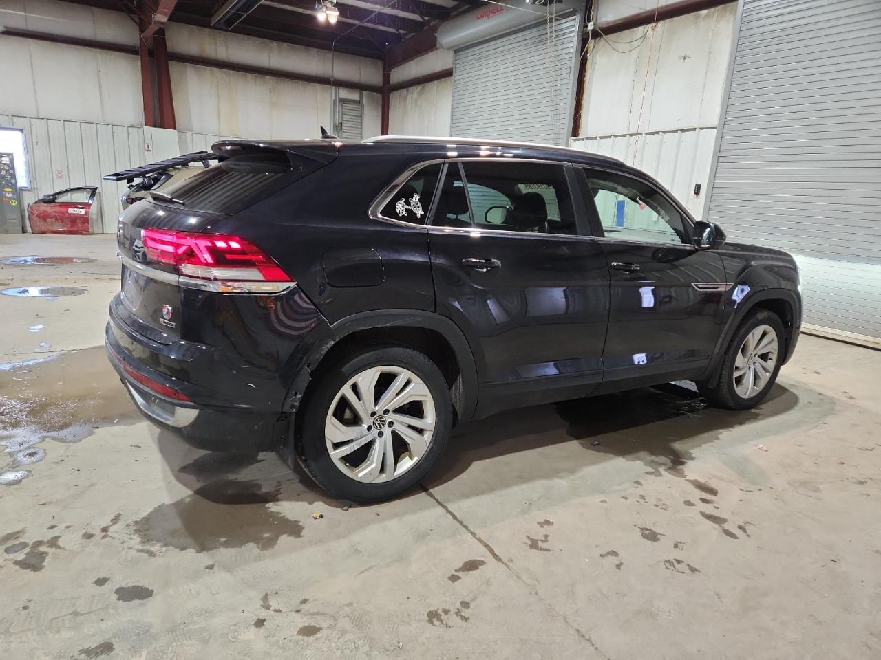 VOLKSWAGEN ATLAS CROSS SPORT SEL