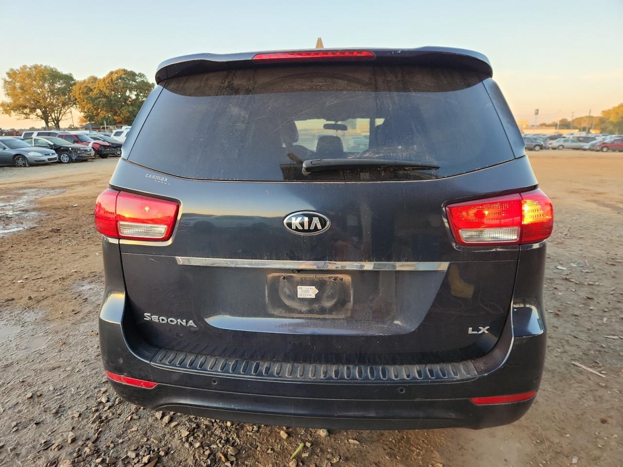 Lot #3290231235 2017 KIA SEDONA LX