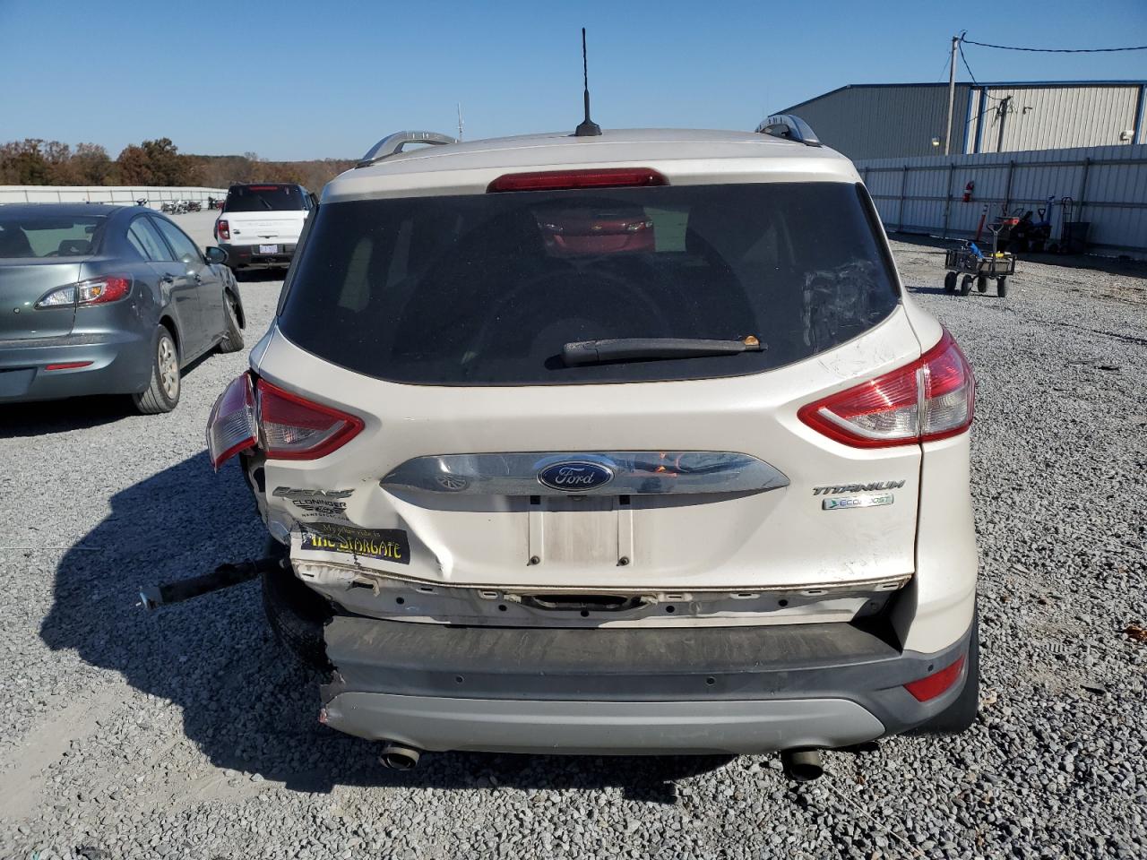 FORD ESCAPE TITANIUM