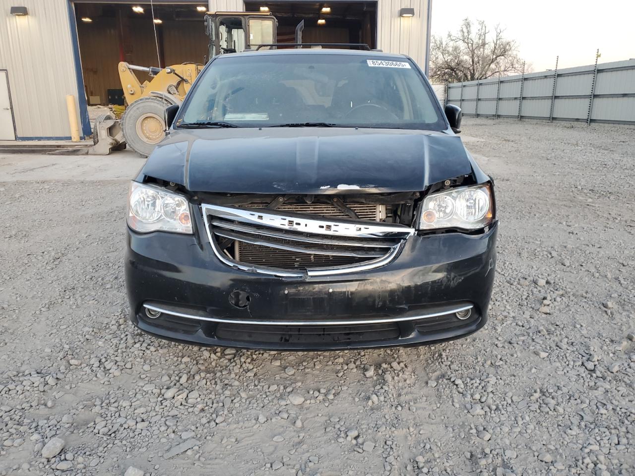 CHRYSLER TOWN & COUNTRY TOURING L