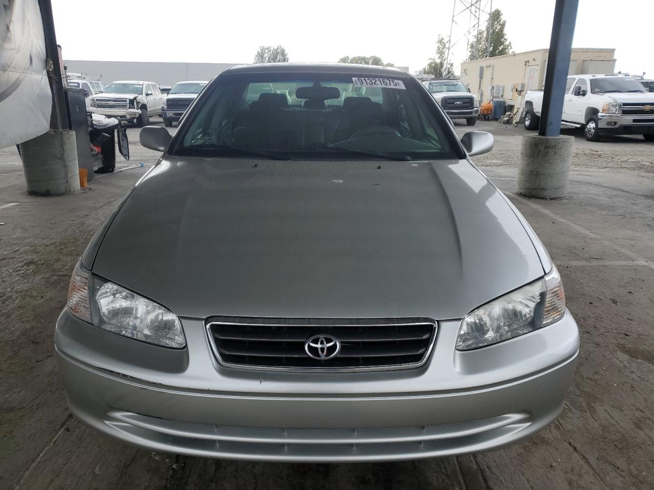 Lot #3304021632 2001 TOYOTA CAMRY LE