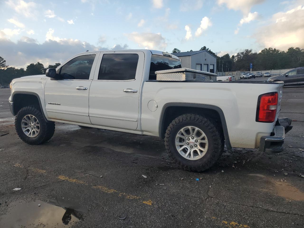 GMC SIERRA K1500 SLE