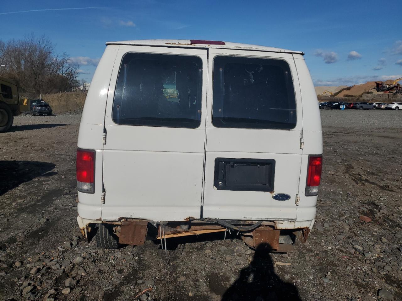 Lot #3293284449 2000 FORD E-250