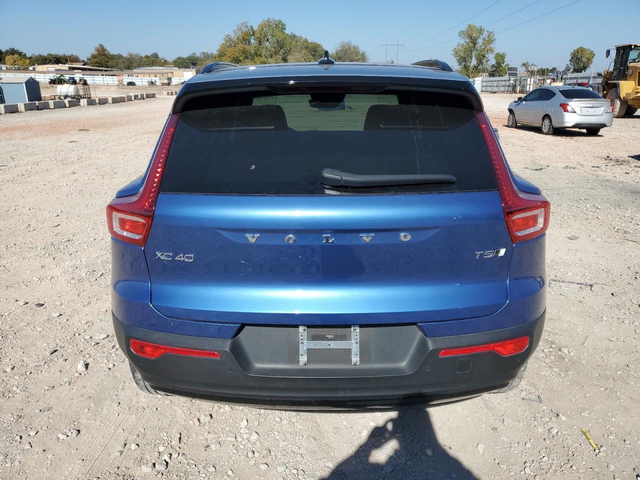 VOLVO XC40 T5 R-DESIGN