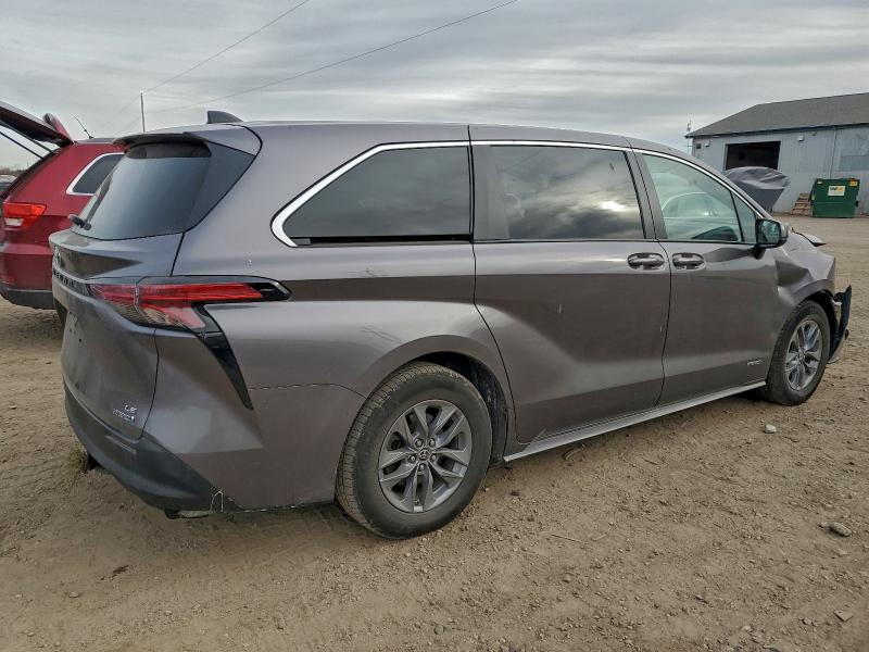 2021 TOYOTA SIENNA LE #3303815447