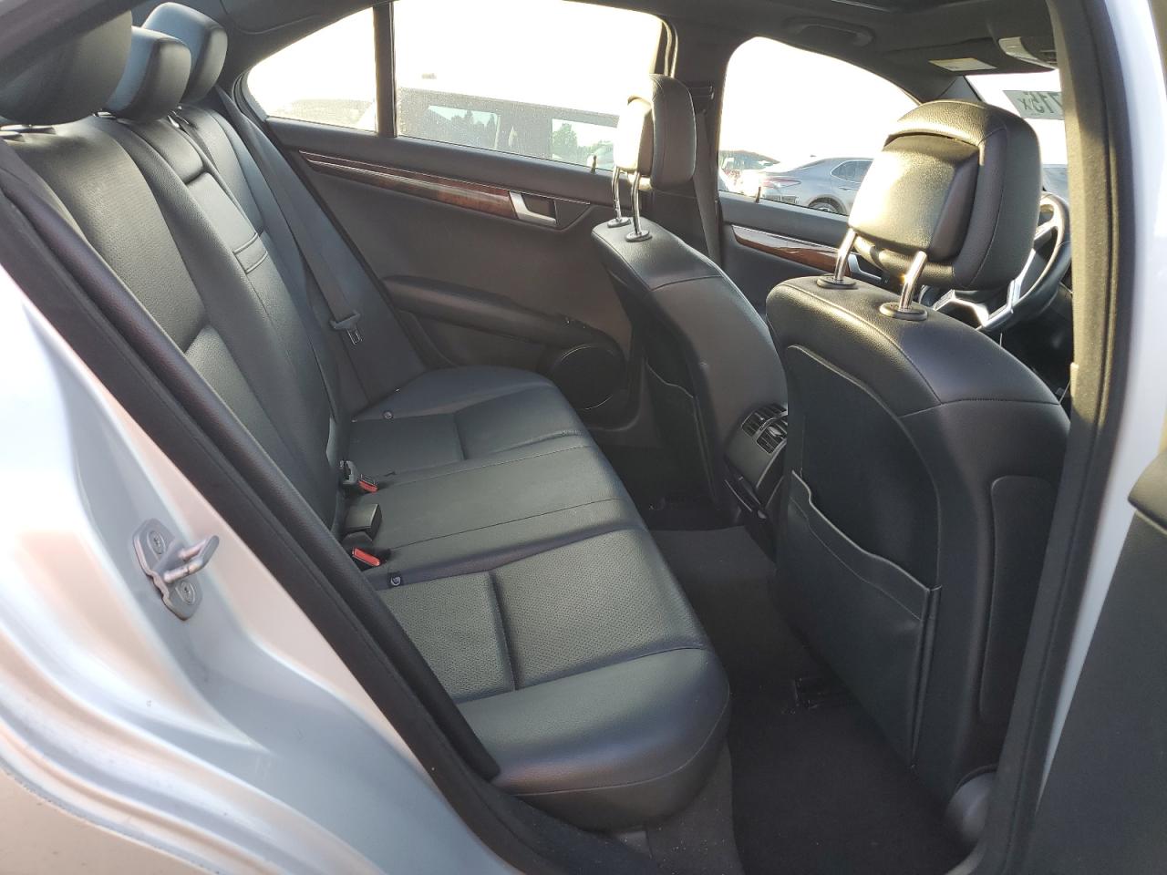 MERCEDES-BENZ C-CLASS 250