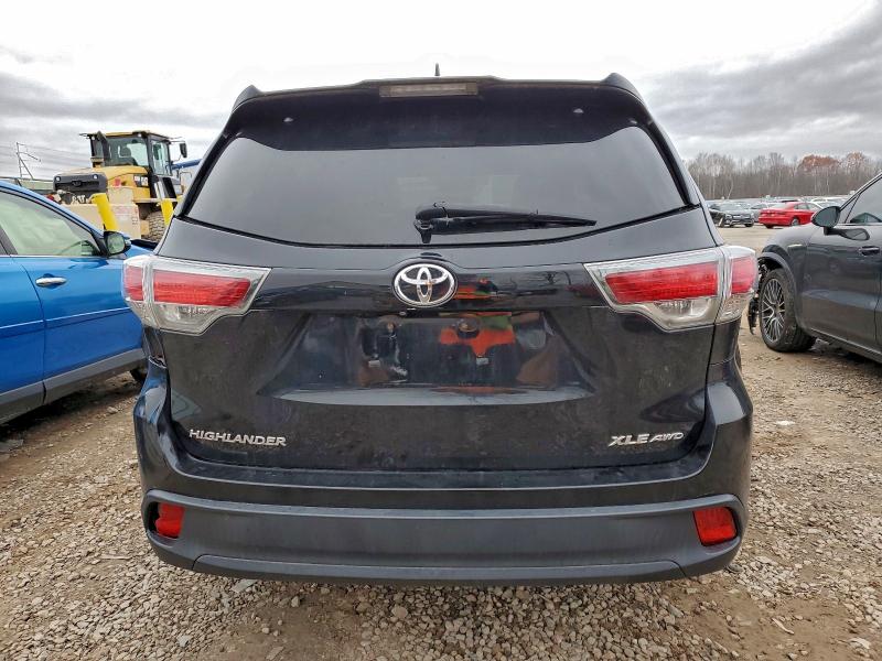 2016 TOYOTA HIGHLANDER #3296890869