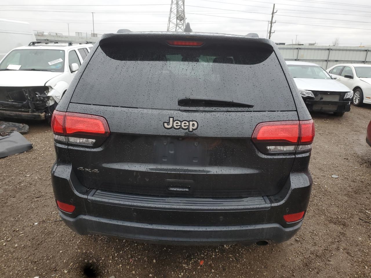 JEEP GRAND CHEROKEE LAREDO