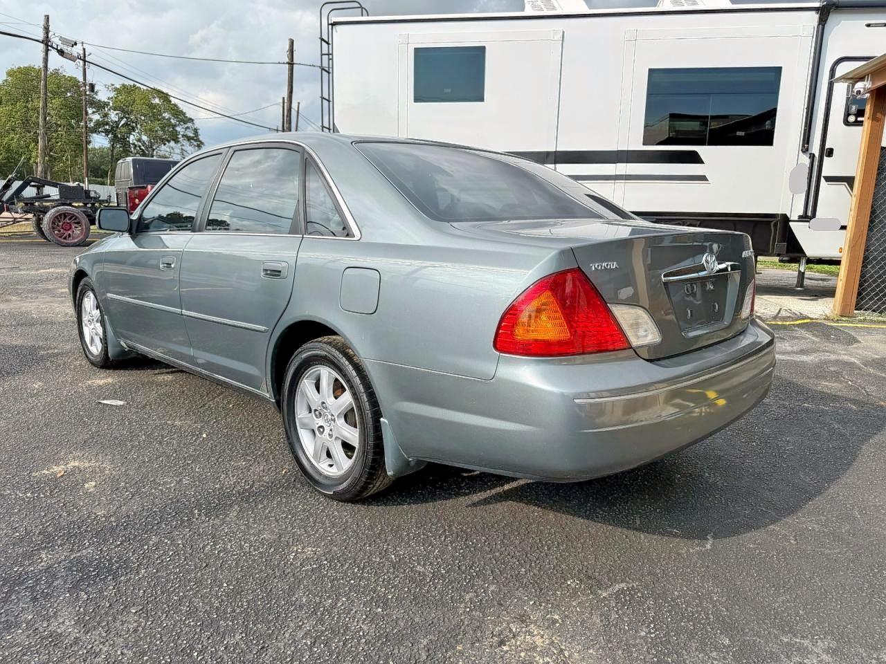 Lot #3279488283 2001 TOYOTA AVALON XL