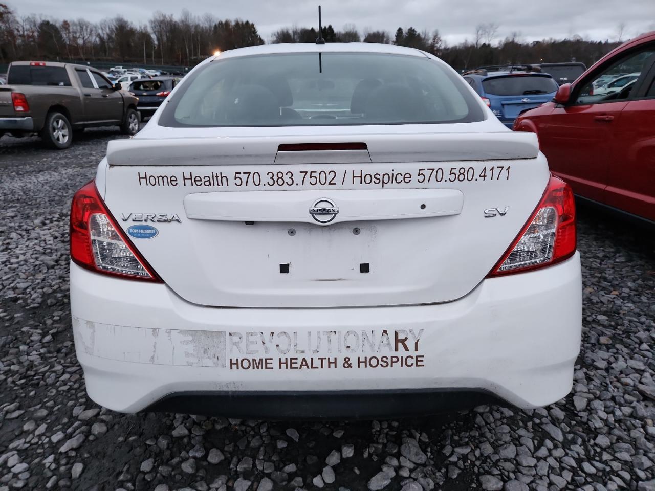 NISSAN VERSA S