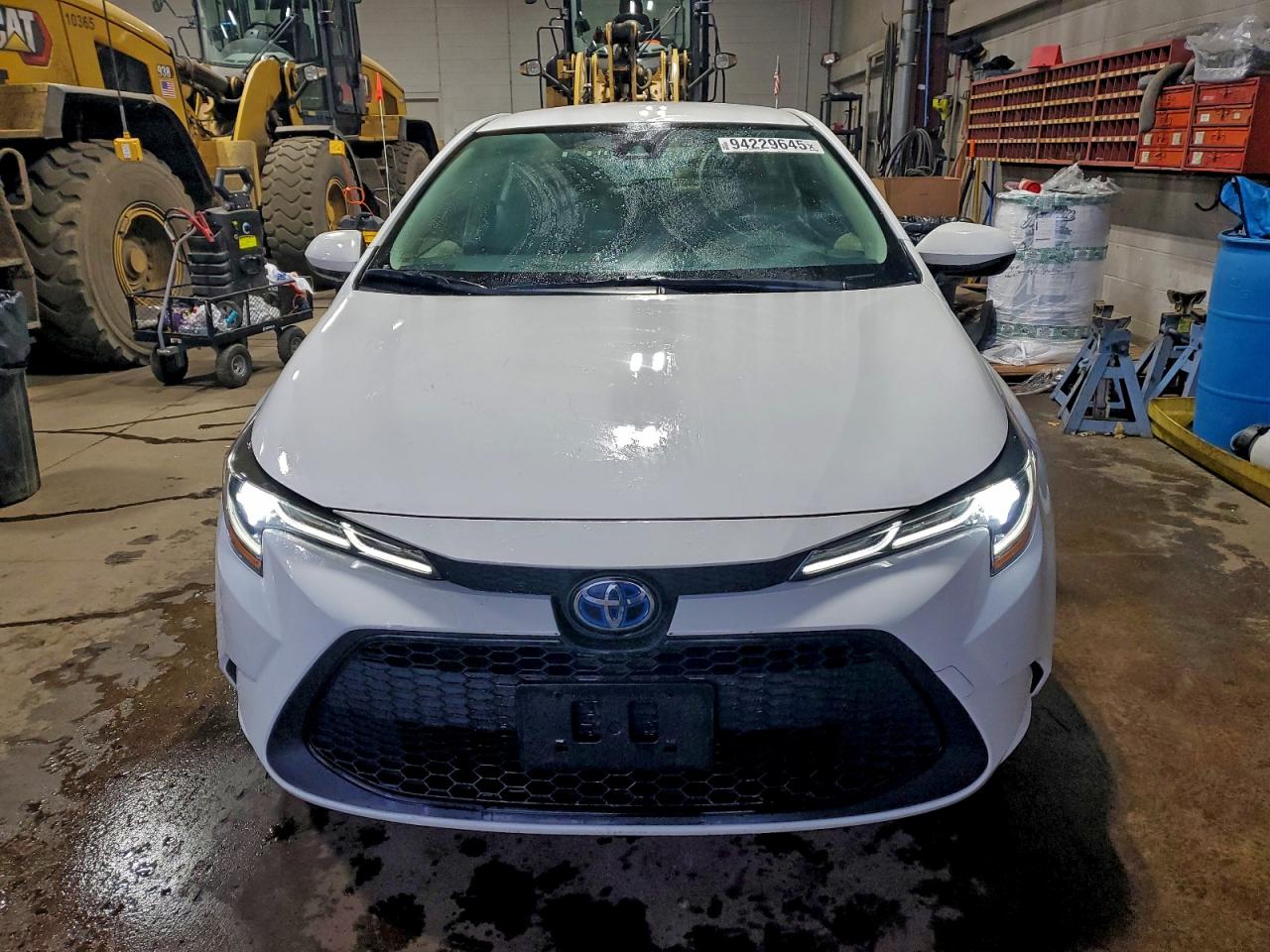 Lot #3309502560 2020 TOYOTA COROLLA LE